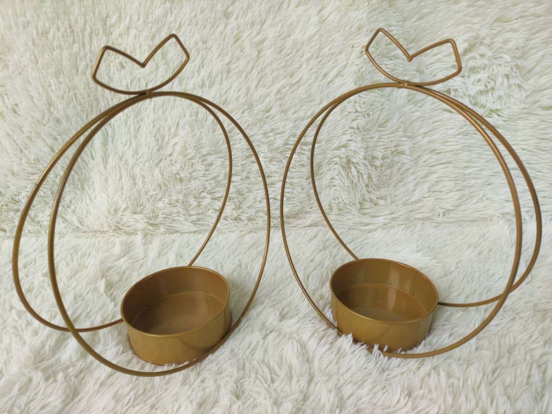 Round with Heart-shaped Basket H33x28cm 铁艺花篮  小圆盘心形 -Gold | Baskets