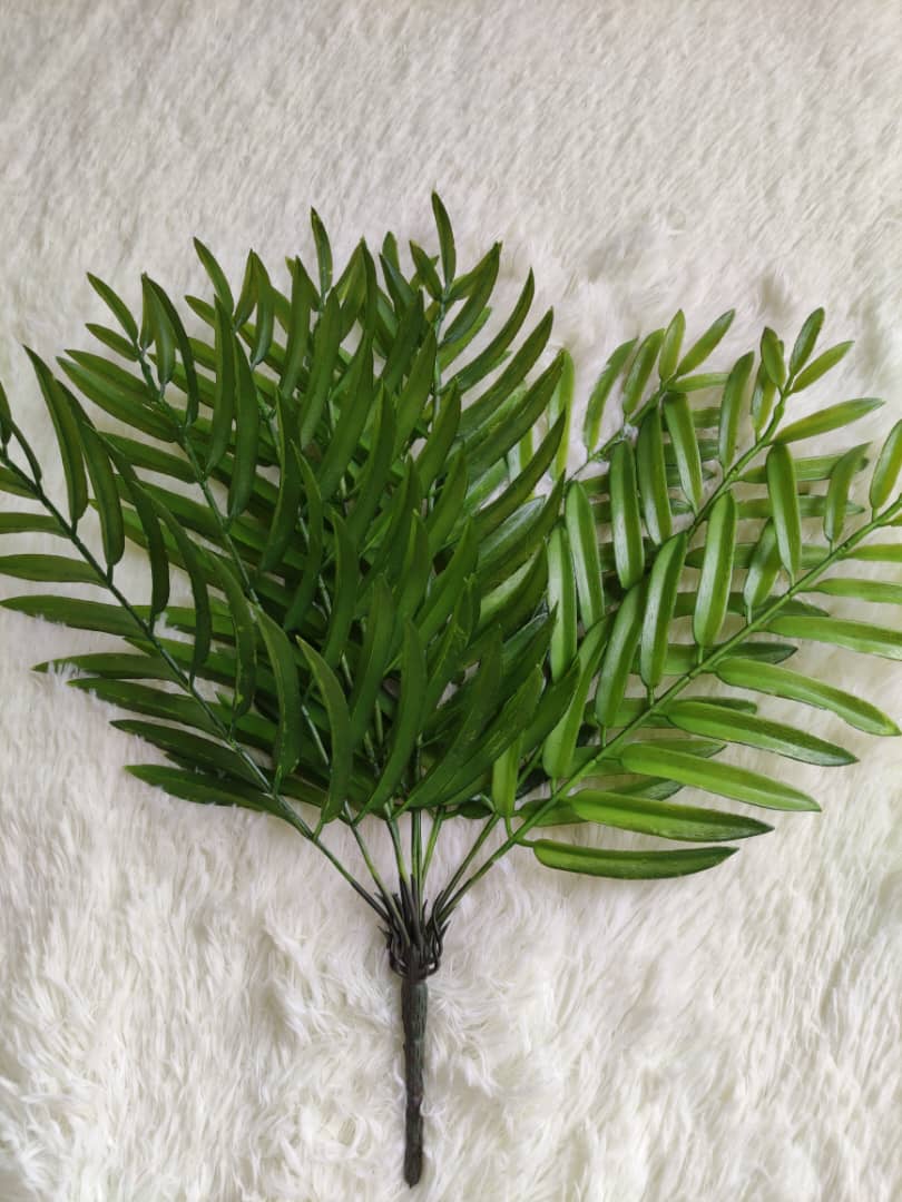 9 Heads Catkin-Yews Leaf (45cm) | Trees & Plants