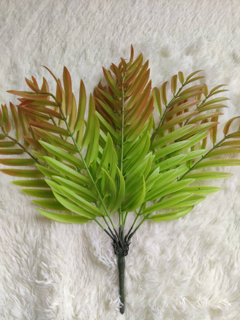 9 Heads Catkin-Yews Leaf (45cm) | Trees & Plants