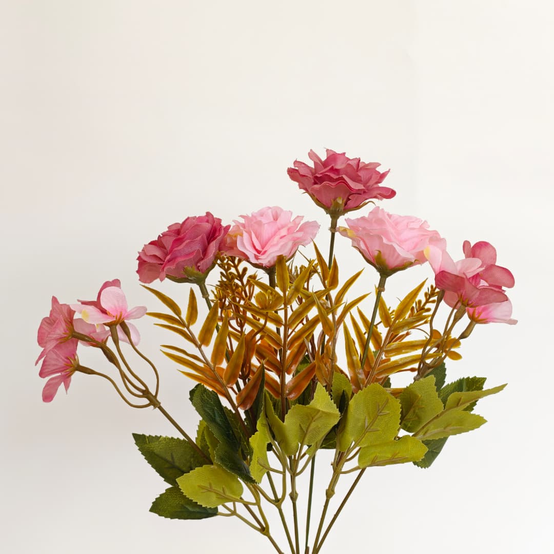 Dry Rose & Geranium x 6 (35cm) | Short Flowers