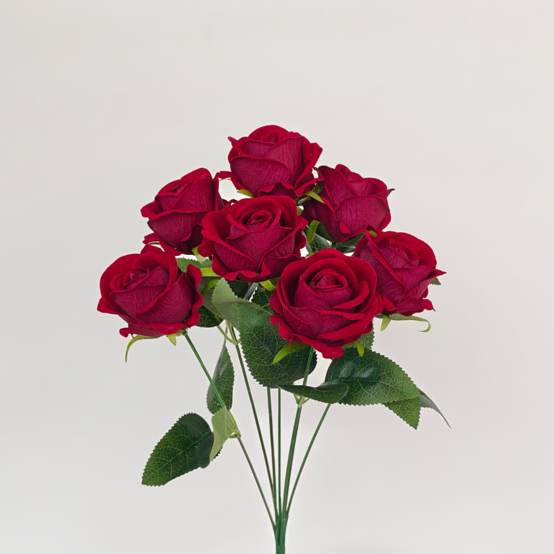 Velvet Rose x 7 (40cm) | Short Flowers