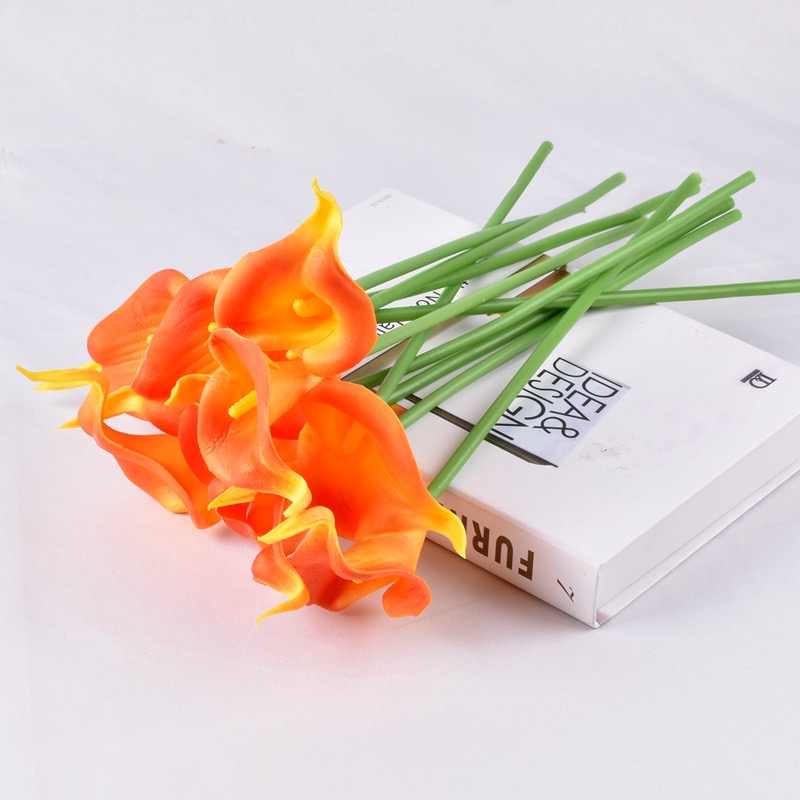 Calla Lily 33cm (PU) 1PC 马蹄莲 | Short Flowers