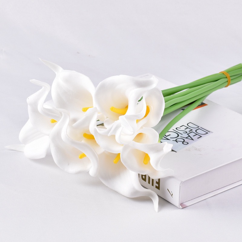 Calla Lily 33cm (PU) 1PC 马蹄莲 | Short Flowers