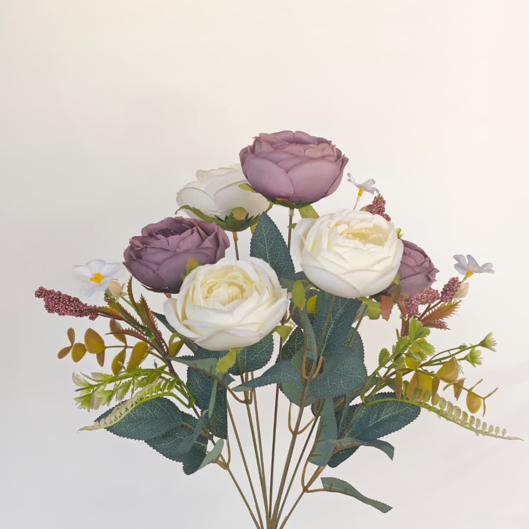 Rose Mix Hand-Tied Bouquet | Short Flowers