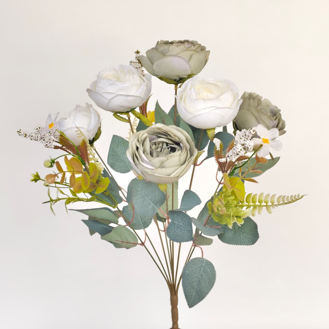 Rose Mix Hand-Tied Bouquet | Short Flowers
