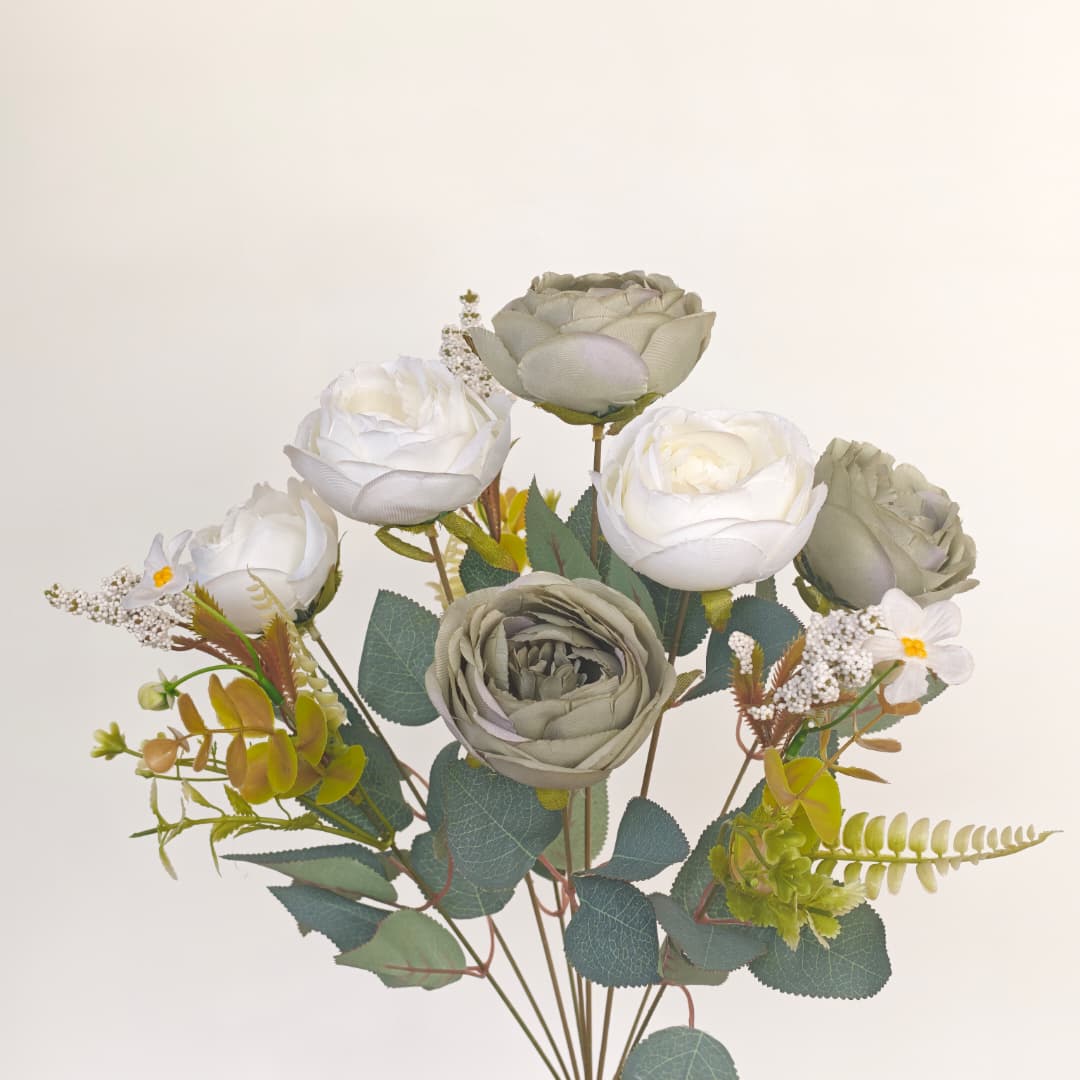 Rose Mix Hand-Tied Bouquet | Short Flowers