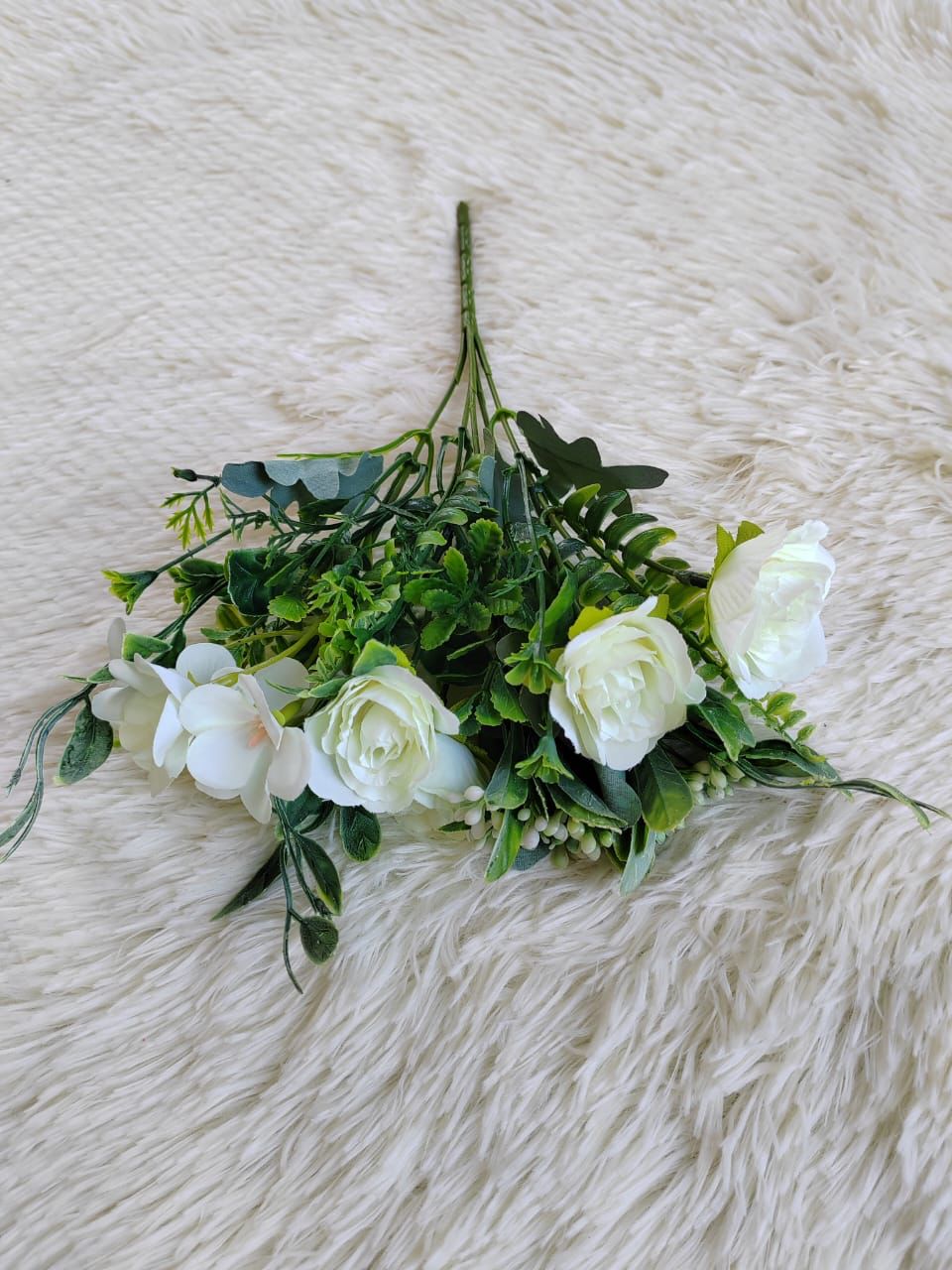Rose Mix-Hand-tied Bouquet-Blue | Short Flowers