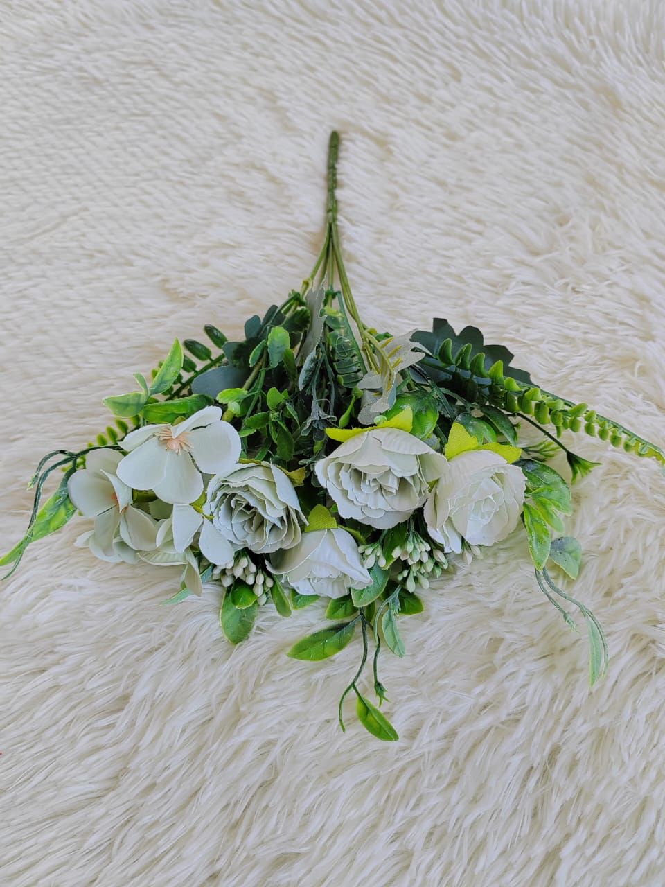 Rose Mix-Hand-tied Bouquet-Blue | Short Flowers