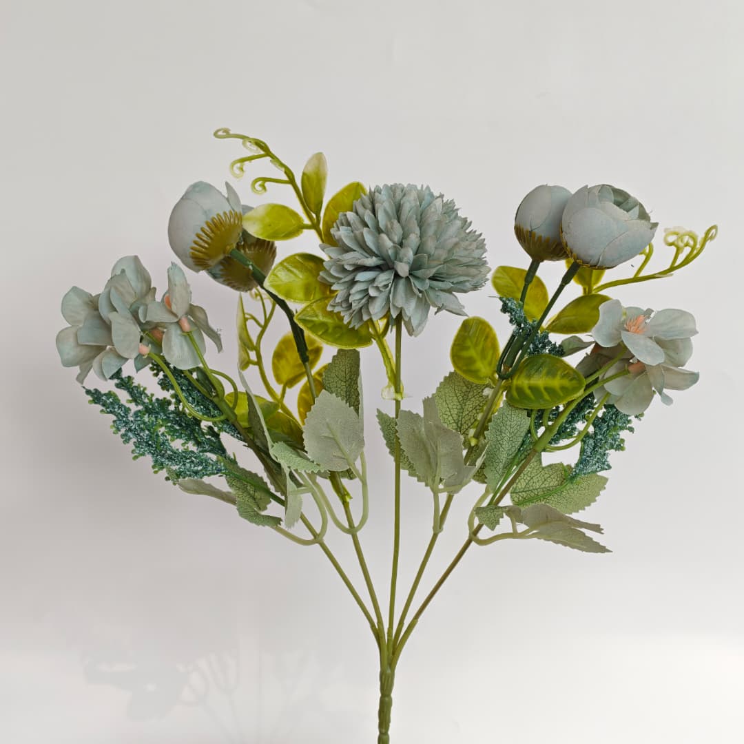 Tea Rose Mix Hand-Tied Bouquet x 5 (28cm) | Short Flowers