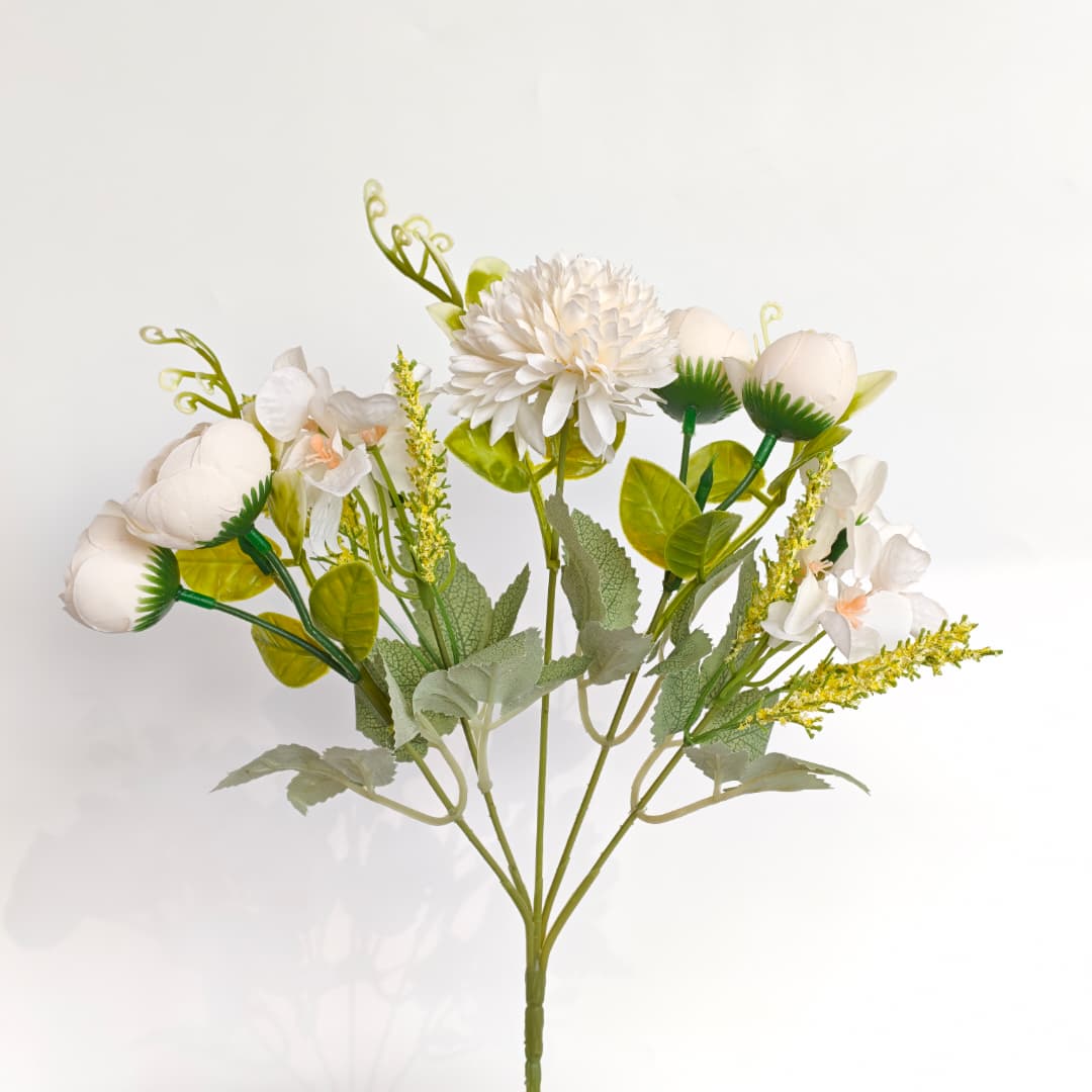 Tea Rose Mix Hand-Tied Bouquet x 5 (28cm) | Short Flowers