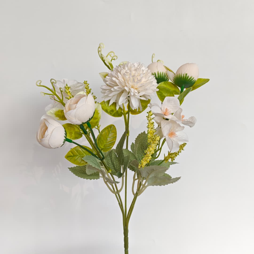 Tea Rose Mix Hand-Tied Bouquet x 5 (28cm) | Short Flowers