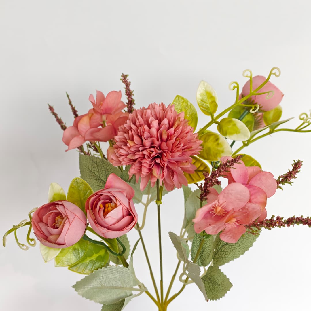 Tea Rose Mix Hand-Tied Bouquet x 5 (28cm) | Short Flowers