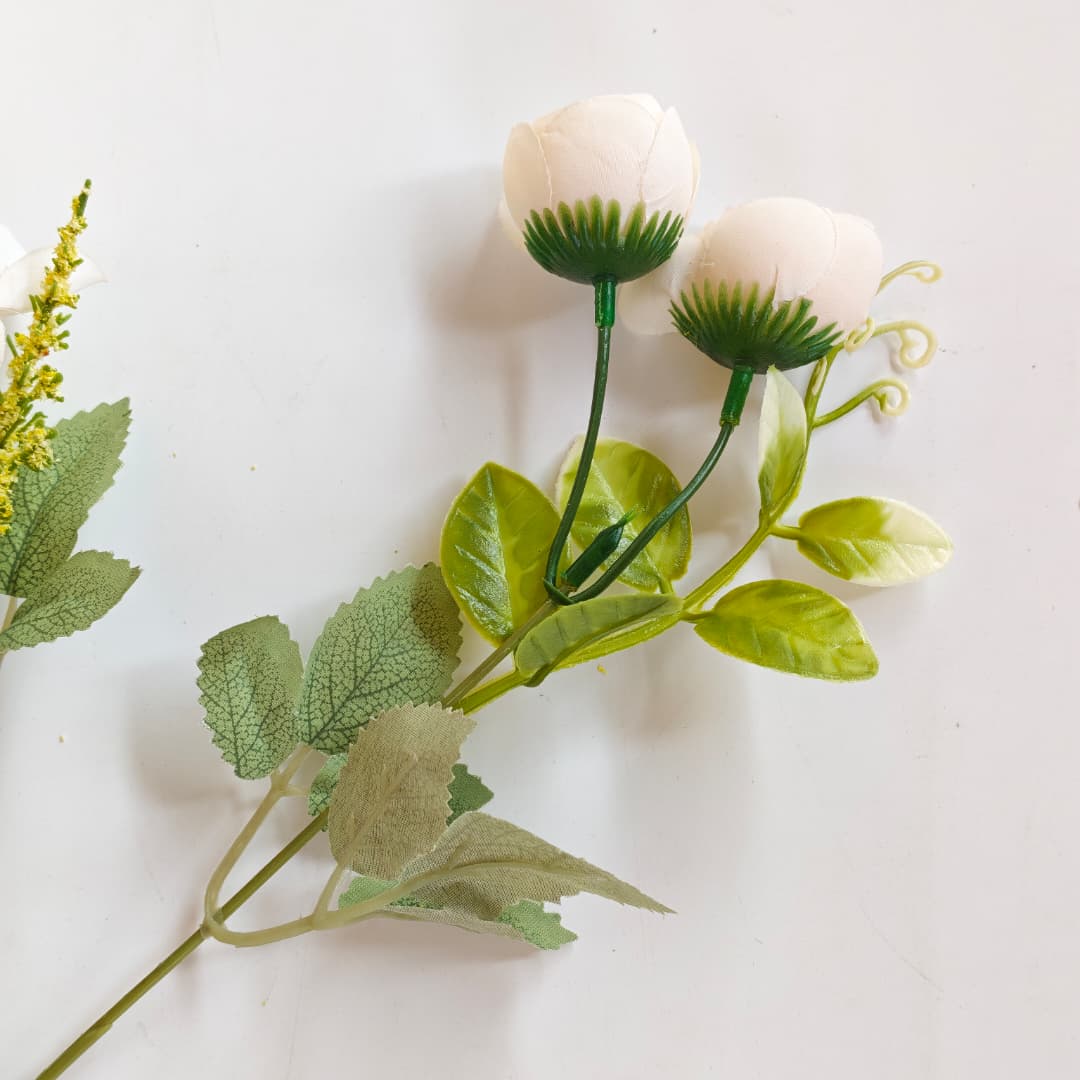 Tea Rose Mix Hand-Tied Bouquet x 5 (28cm) | Short Flowers